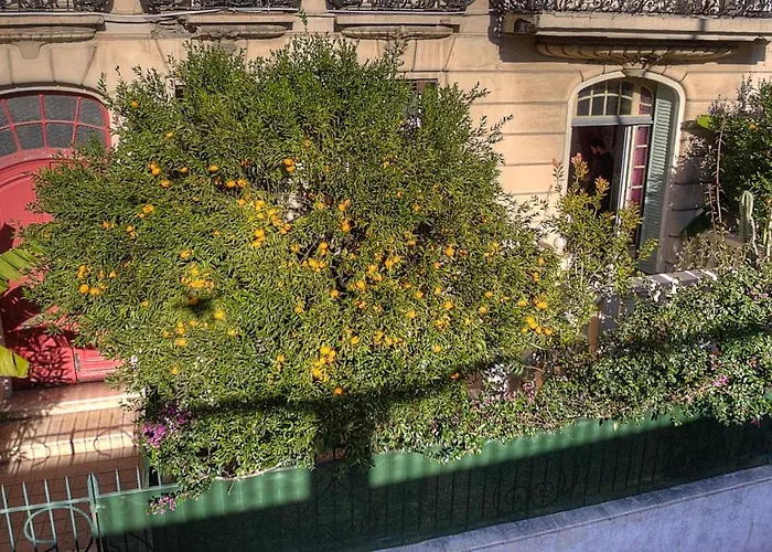 Cocoon In ***** Daire