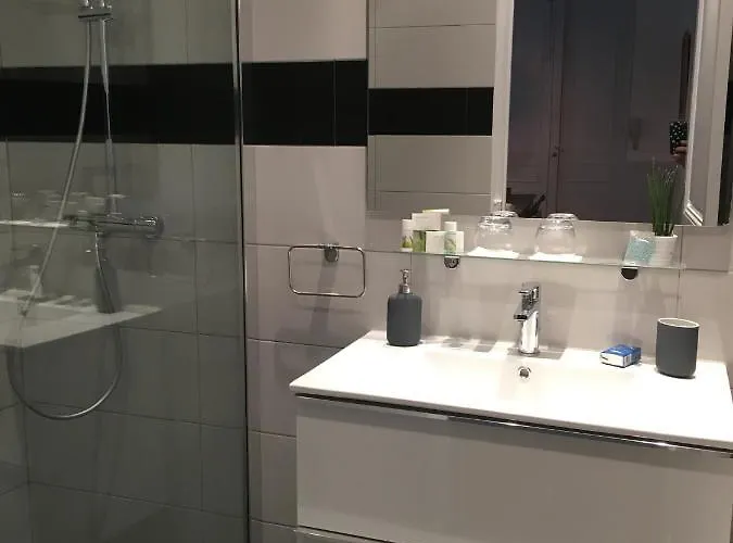 Cocoon In ***** Daire Cannes