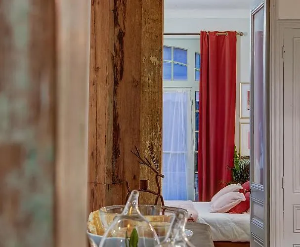 Cocoon In ***** Daire Cannes