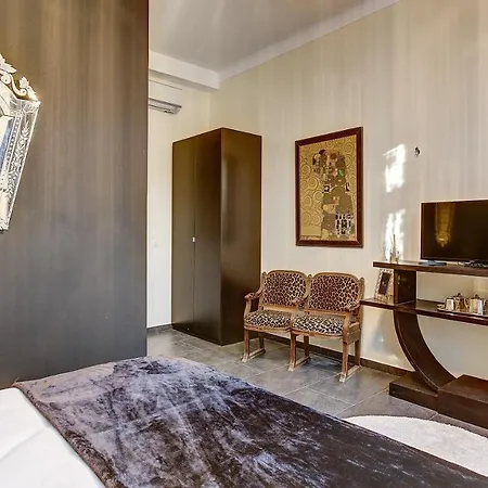 Cocoon In ***** Cannes