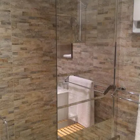 Cocoon In ***** * Cannes