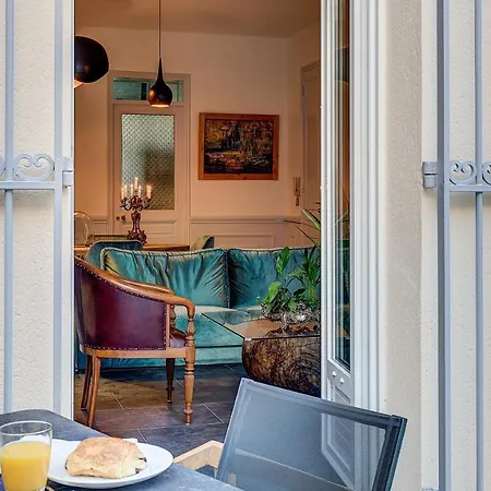 Cocoon In ***** * Cannes