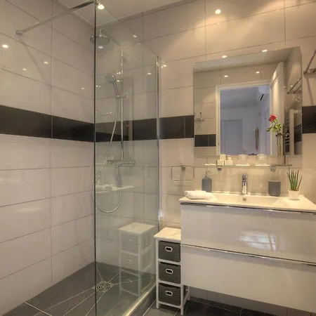 Cocoon In ***** Appartement Cannes