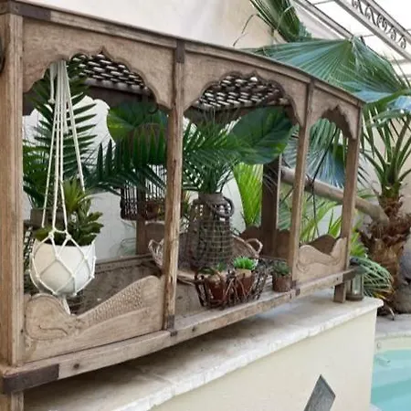 Cocoon In ***** * Cannes