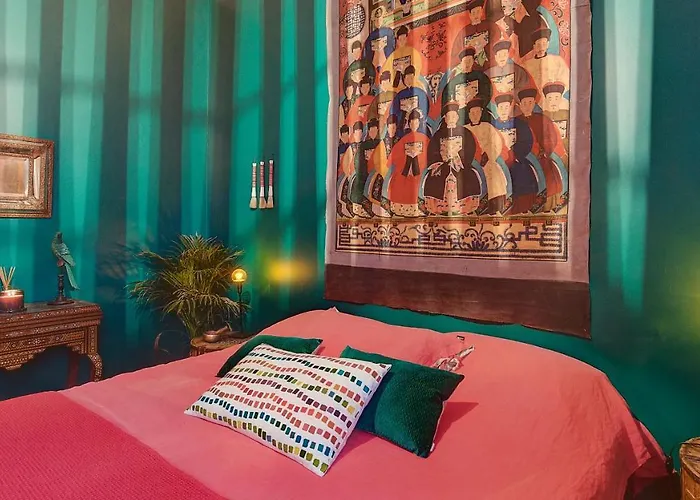 Cocoon In ***** 아파트