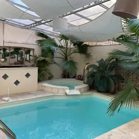 Apartment Cocoon In ***** *